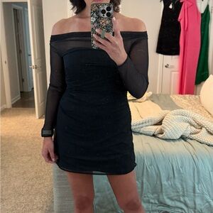 Abercrombie & Fitch Black Off-Shoulder Dress